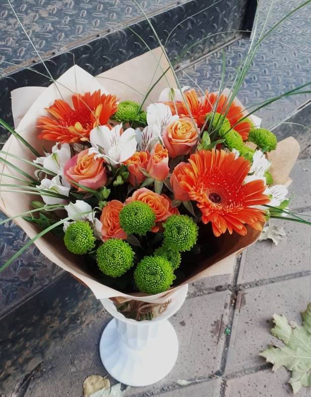 Букет цветов из: Герберы, Хризантемы, Альстромерии и Розы в Крыму Ростовская область