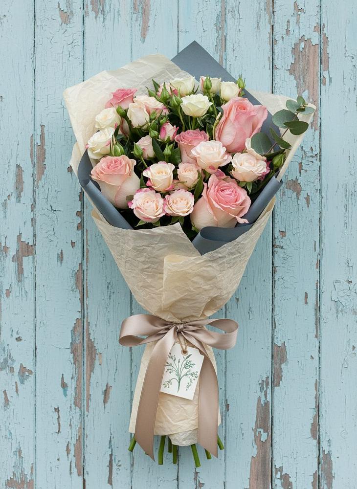 Букет цветов из: Розы в Крыму Ростовская область