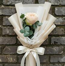 Букет цветов из:  Розы в Крыму Ростовская область