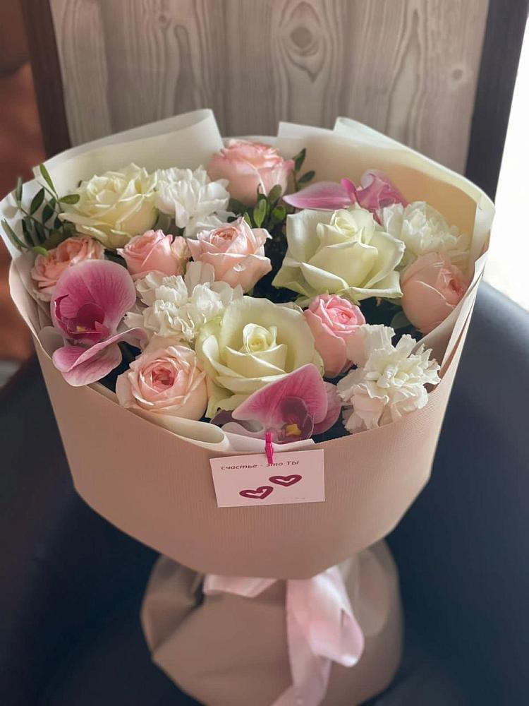 Букет цветов из: Орхидеи, Розы и Гвоздики в Крыму Ростовская область