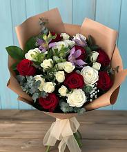 Букет цветов из:  Розы и Альстромерии в Крыму Ростовская область