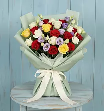 Букет цветов из:  Розы в Крыму Ростовская область