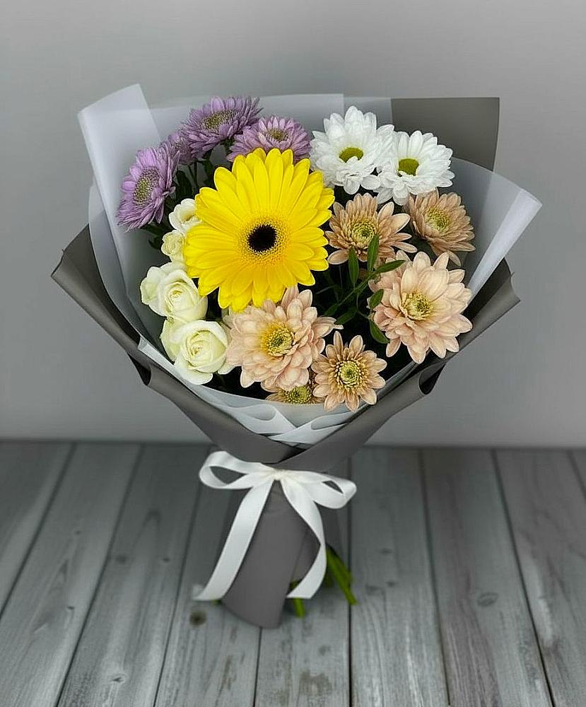 Букет цветов из: Розы, Герберы и Хризантемы в Крыму Ростовская область