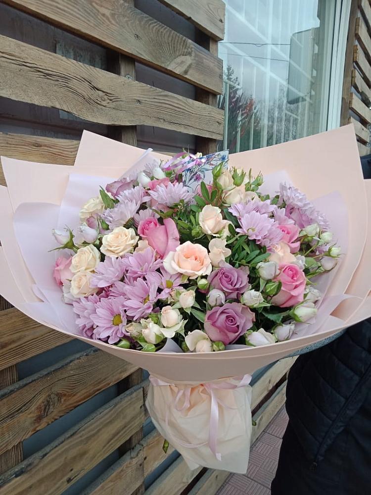 Букет цветов из: Розы и Хризантемы в Крыму Ростовская область