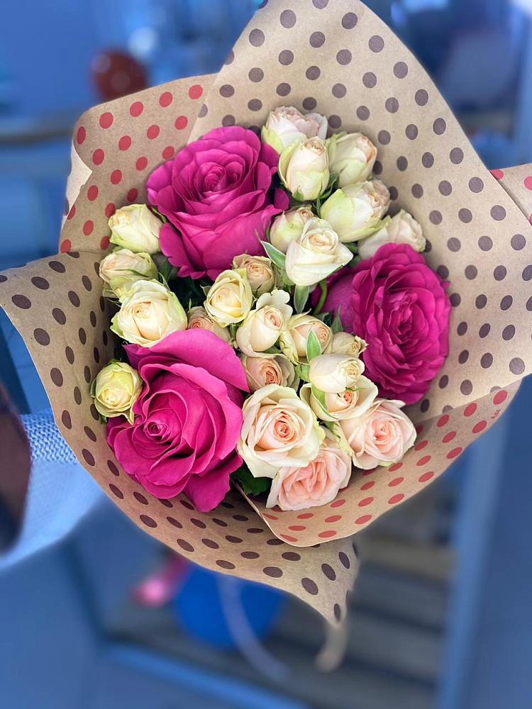 Букет цветов из: Розы в Крыму Ростовская область