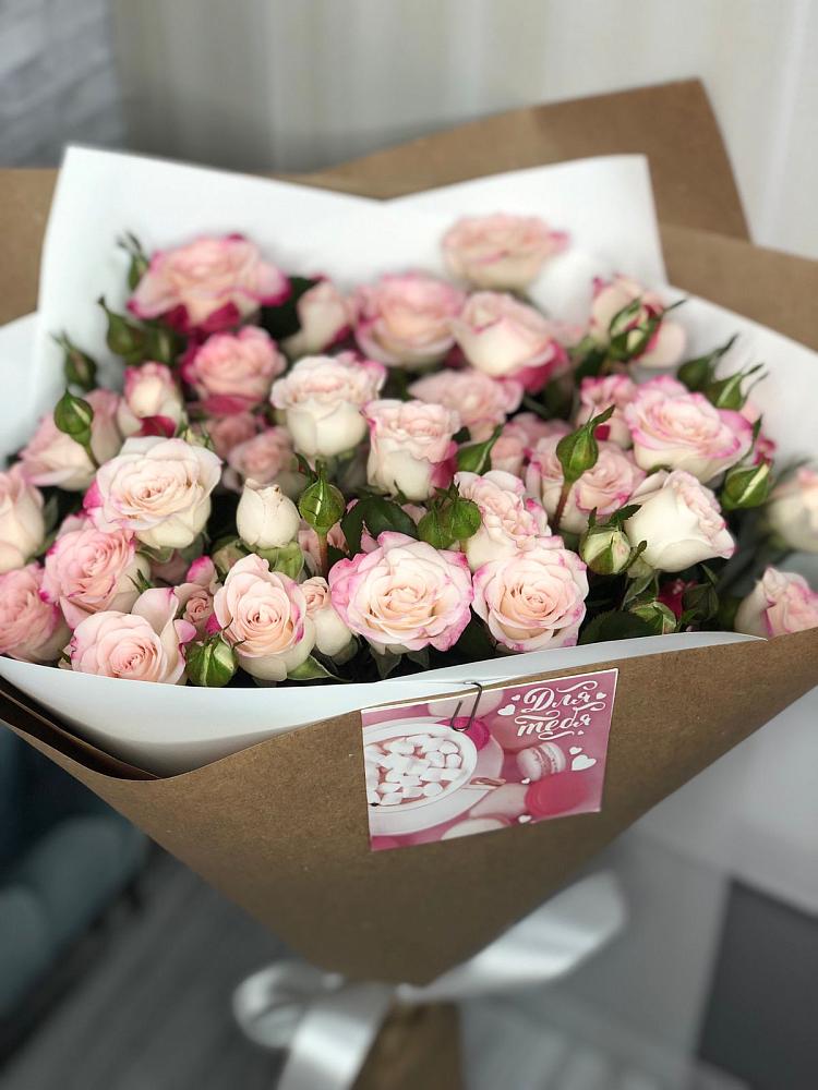 Букет цветов из: Розы в Крыму Ростовская область