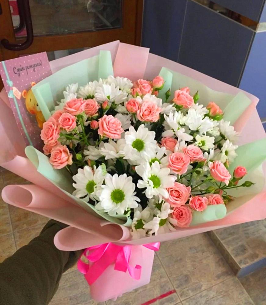 Букет цветов из: Розы и Хризантемы в Крыму Ростовская область