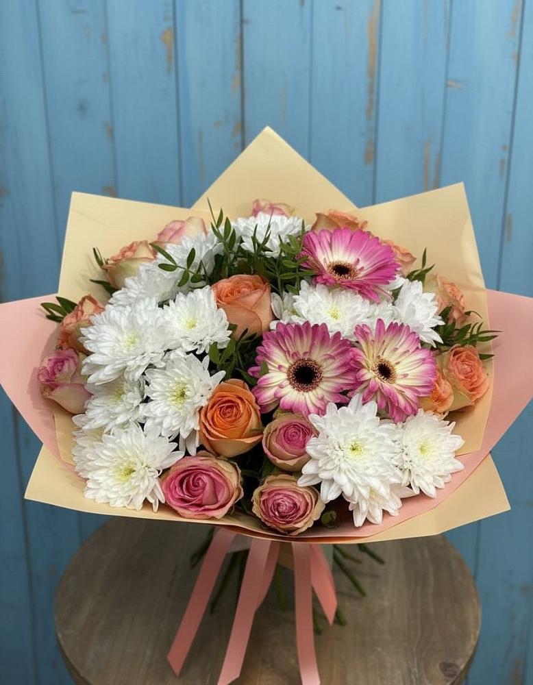 Букет цветов из: Розы, Герберы и Хризантемы в Крыму Ростовская область