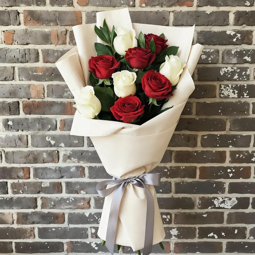 Букет цветов из: Розы в Крыму Ростовская область