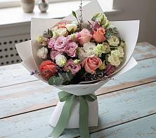 Букет цветов из:  Розы, Лизиантусы и Гвоздики в Крыму Ростовская область