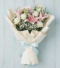 Букет цветов из:  Лилии в Крыму Ростовская область