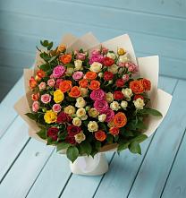 Букет Микс из разноцветных кустовых роз в Крыму Ростовская область