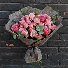 Букет цветов из:  Розы в Крыму Ростовская область